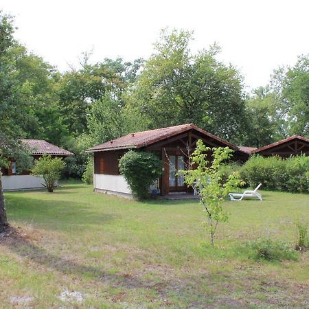 Les Chalets Du Gelat, Nature Et Calme Noaillan エクステリア 写真