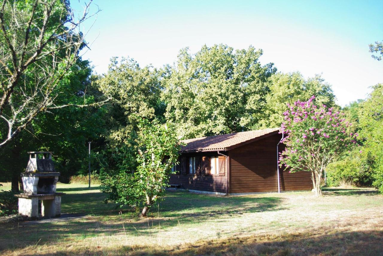 Les Chalets Du Gelat, Nature Et Calme Noaillan エクステリア 写真